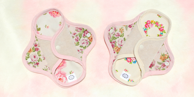 おりものライナー（十字型）２枚30％OFF　４枚42％OFF